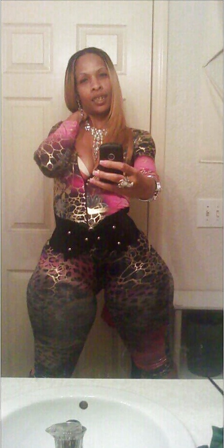 Boss Lady 305 Hips Widehips Phatass Boss Lady 305 Hips Widehips Phatass