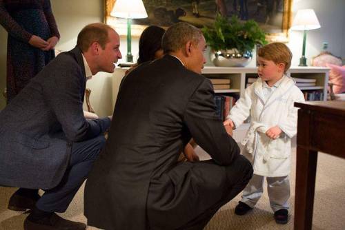 ithelpstodream:Official White House photographer Pete Souza...