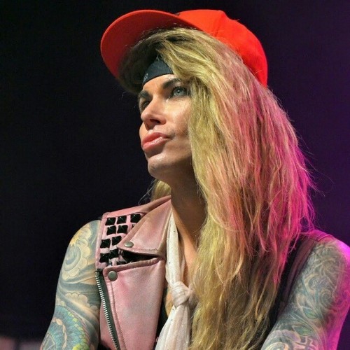 steelpantherband:LEXXI FOXX \m/