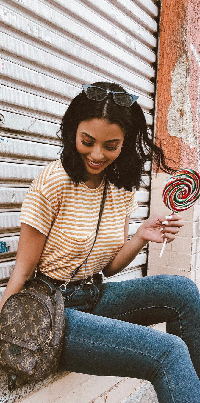 The 10+ Coolest Street Outfit Ideas - #Style, #Pretty, #Picoftheday, #Fashionblogger, #Perfect Still eating this gigantic lollipop days after this picture cute shirt from sugarhigh_shop , hellothalita - Ainda comendo esse pirulito gigante dias depois desta foto blusa fofa do sugarhigh_shop 