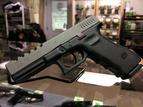 smithoutfitters:Custom Glock G22RTF - #glock #g22 #40cal #g17...