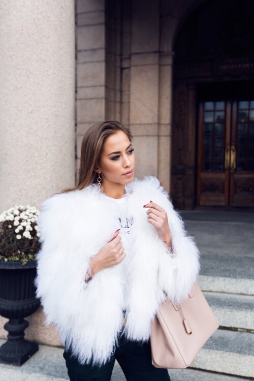 fur coat white fluffy black pants beige purse fashion style cute kenza zouiten