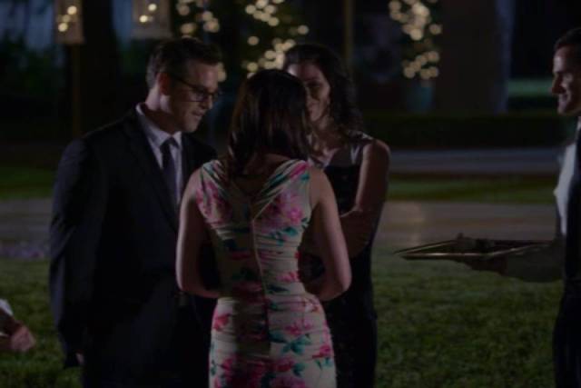 At JJ’s wedding , Emily talked to Kevin Lynch and... karen 🐞