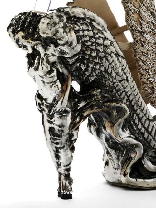 the-widows-of-culloden:Shoes from Alexander McQueen’s...