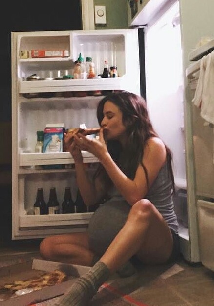 minimalistaaa:You really know how to clear out a fridge...