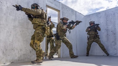 tacblog1:3rd Special Forces Group (Airborne) work with the Air...