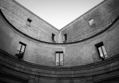 ofhouses:<br /><br />414. Andrea Mantegna ///	Casa del Mantegna		/// Mantova,	Italy	///	1476OfHouses guest curated by Studiospazio:”This house hosts the atelier of Mantegna on the ground floor and his apartment on the upper floor. It can be understood as a solitary building with a central courtyard, as well as a townhouse embedded in the urban fabric.Because of the coexistence of these two contrasting characters the intangible inner world avoids the isolation from the city.”(Photo:<br /> © G. Newman, Studio Calzolari, Alessandro Avi, Giuseppe Gradella.)