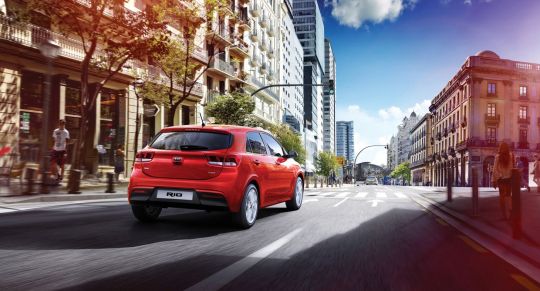 Vendas do Kia Rio 2020 começam já em janeiro - marca investiu na lista de equipamentos para o compacto enfrentar VW Polo e Fiat Argo.