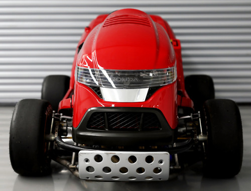 carsthatnevermadeitetc:Honda Mean Mower V2, 2018. Honda (UK)...