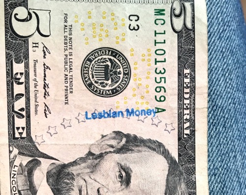 stoneyboboney:This is Lesbian Money Lincoln. Reblog to enhance...