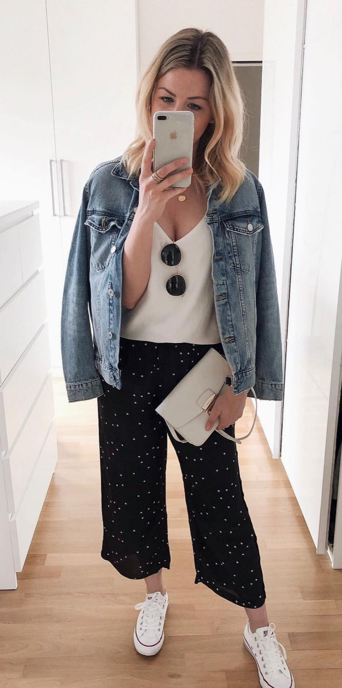 fashion, celebrity weddings, #Style, #Street Be the girl who just went for it in diesem auf ans homeworkout und die Hausarbeit Habt einen schAbend , styledbys , outfitblog , springfashion , germanblogger_de , culotte , culottepants , springtime , springvibes , casualootd , casualchic , casualstyle , heutetrageich , lookoftheday , lotdstreetstylegermany , kleinerfeinerfeed , denimjacket , mystyle , lookbook , fashiongram , fashionpost , fashionable , fashionaddict , fashiondaily , mirrorselfie , ootdselfie , happyhumpday , humpday , bergfest 