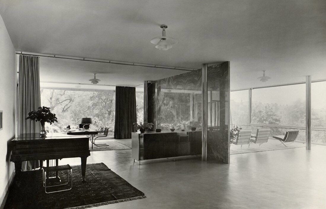 Bauhaus Movement Magazine - Mies van der Rohe, Villa Tugendhat, (1930