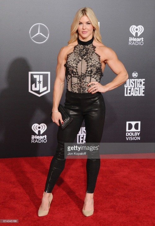 a12lmwbm:Brooke Ence at the Justice League World Premier