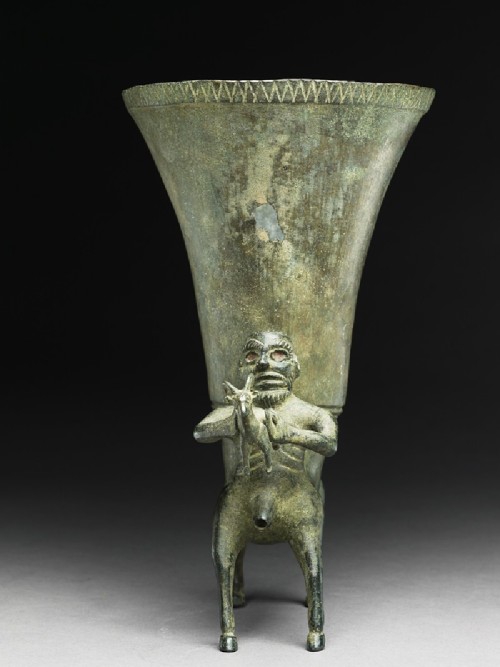 coolancientstuff:theancientwayoflife:~Rhyton in the form of a...