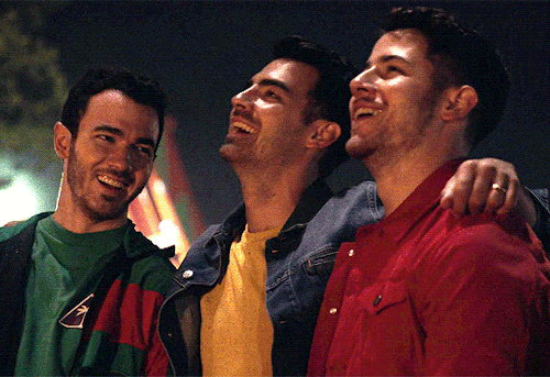 nickjonasgifs