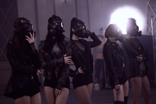 apocalypse apocalypse fashion apocalyptic apocalyptic fashion post apocalypse post apocalyptic post apocalyptic fashion goth goth fashion nu goth nu goth fashion cyberpunk cyberpunk fashion cyber fashion cyber divas cyber girls fashion dark dark fashion horror horror fashion