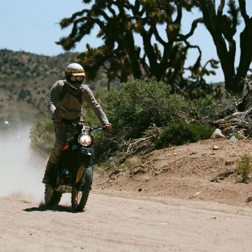 Last//weekend@earlemotors on a big wheel Ducati Desert Sled....