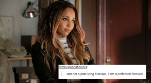 incorrectchoniberonicaswangs:Toni Topaz + Tumblr Text Posts-...