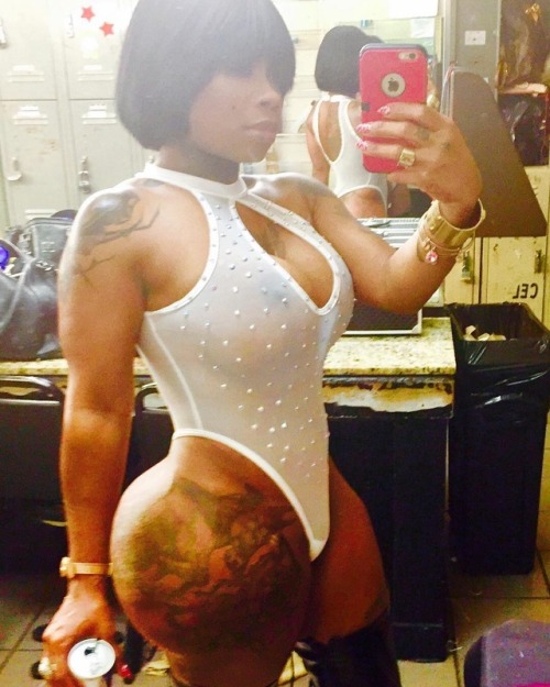 Thicksexyasswomen