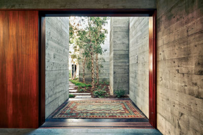 archatlas:<br /><br />Phoenix House Sebastian Mariscal Studio