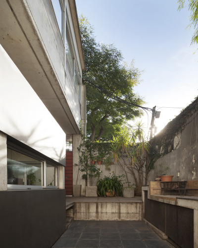 ombuarchitecture:<br /><br />Casa PalmarMontevideo • UruguayBy Estudio UZ:AAVia Arqa