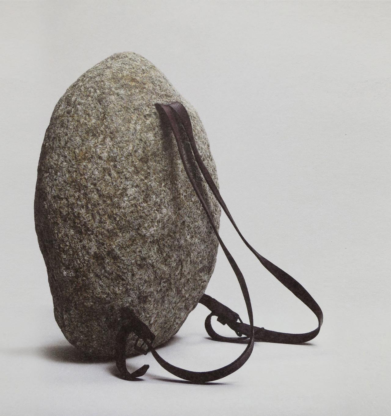 documentassion:
“Jana Sterbak (b 1955), ‘Sisyphus Sport’, 1997, stone, leather straps and metal buckles, 50 x 36 x 25 cm.
”