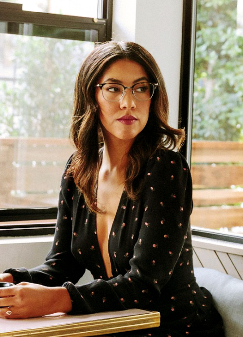 Stephanie Beatriz español