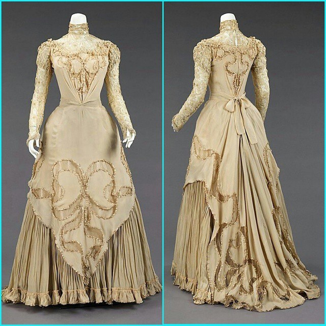1800'S Evening Dress