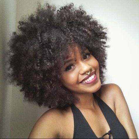 naturalhairqueens:her fro is so beautiful