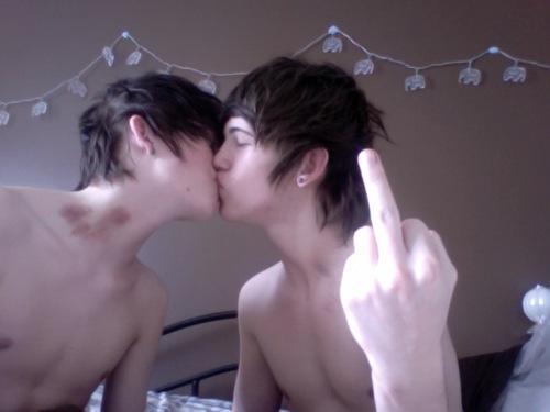 All about gay boys couples