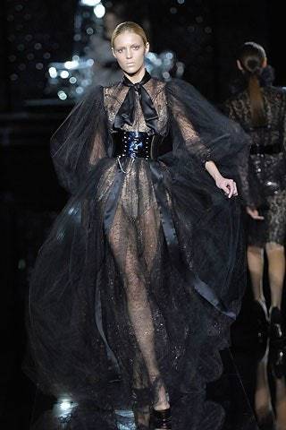 rosiehuntingtonwhiteleystyle113