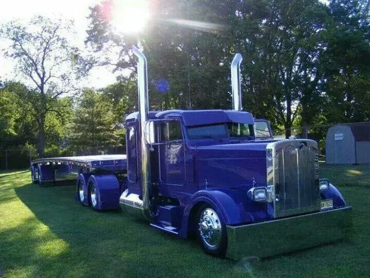 Semitrckn — Peterbilt custom 379 chopped and slammed