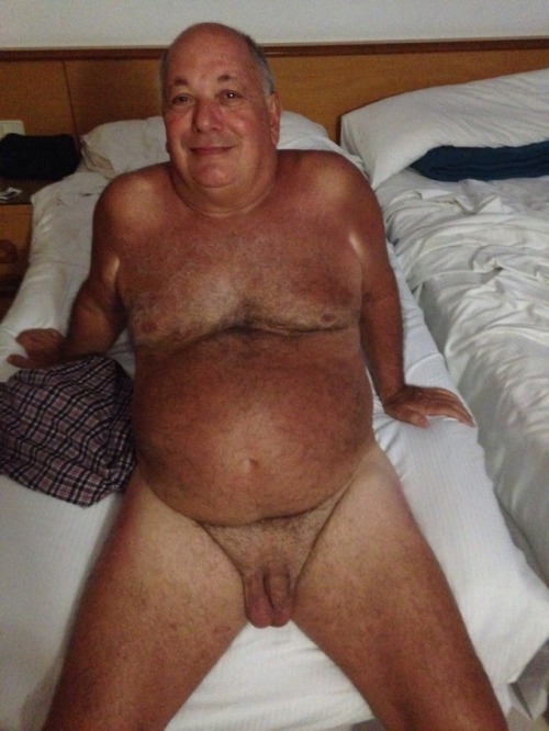 grandpadaddylover:Lovely Spanish grandpa!