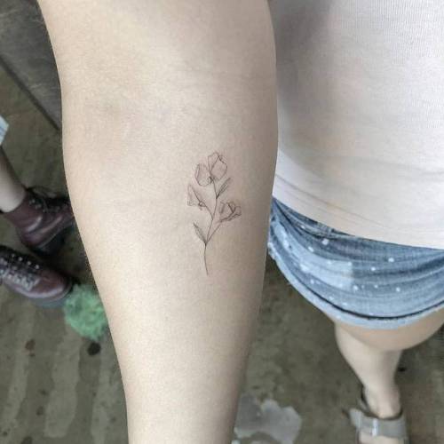 Tattoo tagged with: flower, small, single needle, tiny, sweet pea,  joeyhill, ifttt, little, nature, inner forearm 