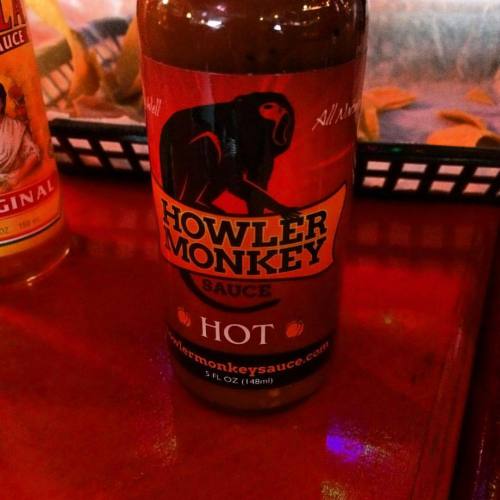 #hotsauce #howlermonkey #hot #lolas #tacos #fish #spicyshrimp...