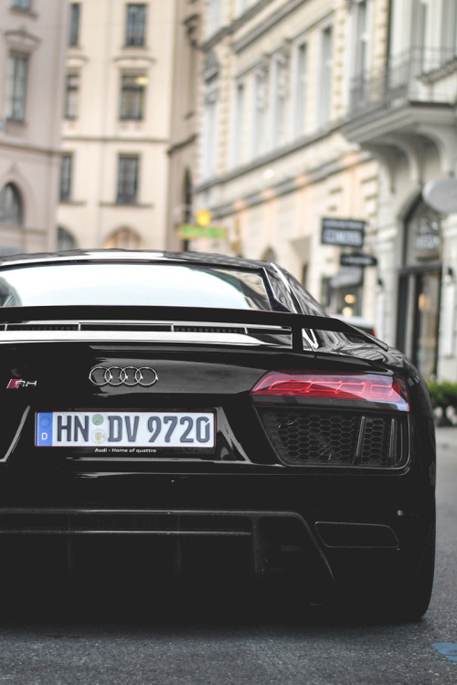 motivationsforlife:Black R8 by Amin Siala \ MFL