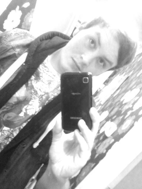 kyleworrell12:kyleworrell12:#me  #black and whiteFollow me...