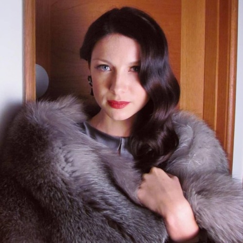 repost caitrionabalfe tbt webserie warnerbros digitalseries hair actress hairstyle film episode cast backstage