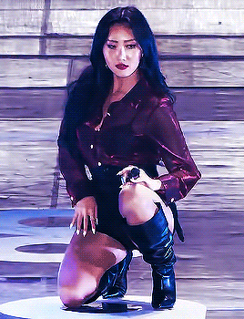 hwasa mamamoo gif 180830 ahn hyejin my gif my gifs my edit kpop starynight solar wheein moonbyul femaleidolsedit 1k 2k