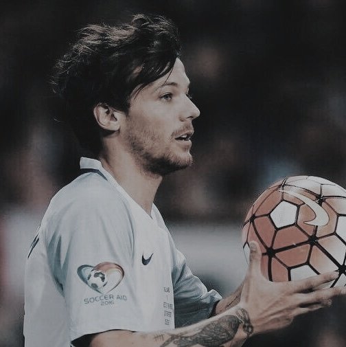 i. — LOUIS TOMLINSON LAYOUTS ???? • requests are open!