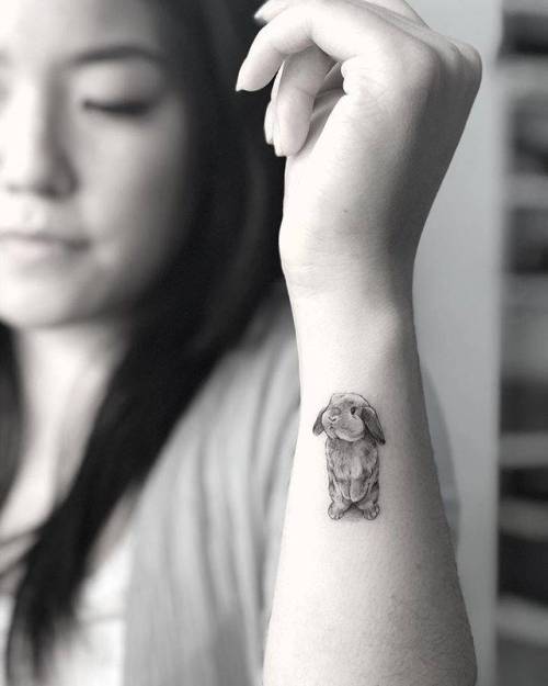 officiallittletattoos:By Donghwan Kim · Evan, done in Manhattan....