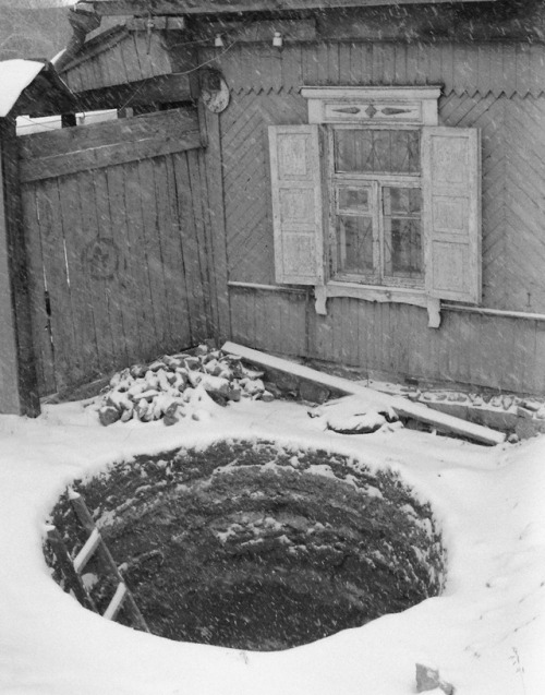 Russia Chelyabinsk urbanexploration 35mm film film photography black and white artists on tumblr photographers on tumblr helloural