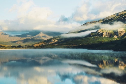 Llynnau Mymbyr, Wales www.danielcasson.co