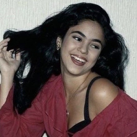 Shakira Before Turning Into A White Lady Lipstick Alley