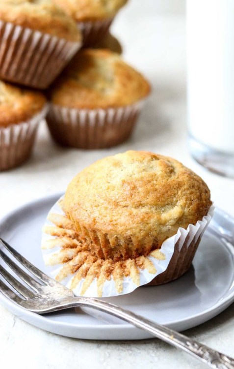 fullcravings:Ultimate Easy Banana Bread Muffins