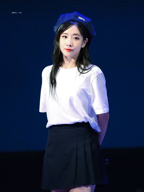 lovelyzglobal:180920 Kyeonggi University Festival | Do Not Crop...