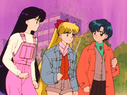 dykecrimes:dykecrimes:From now on I’m only taking fashion advice from the Sailor Moon...