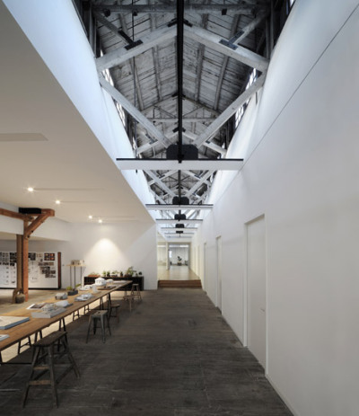 artchiculture:<br /><br />shanghai warehouse remodel ~ naturalbuild<br />