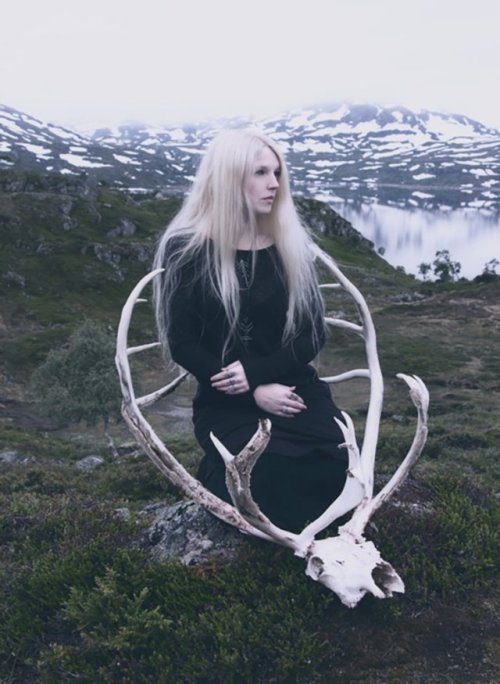 womenovmetal:Sylvaine