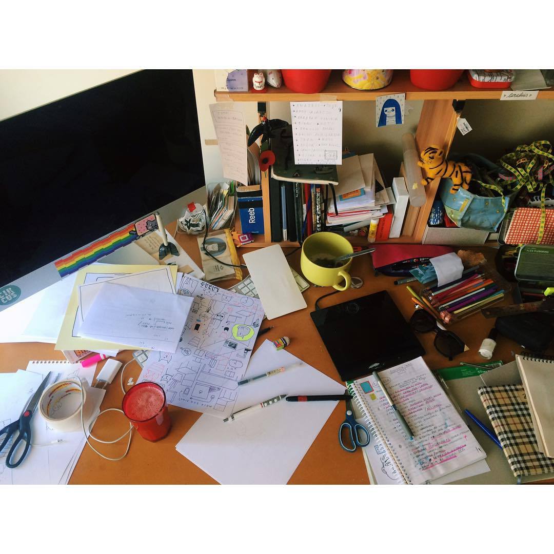 Lara Luis My Desk Is Like My Life Right Now A Chaotic Mess